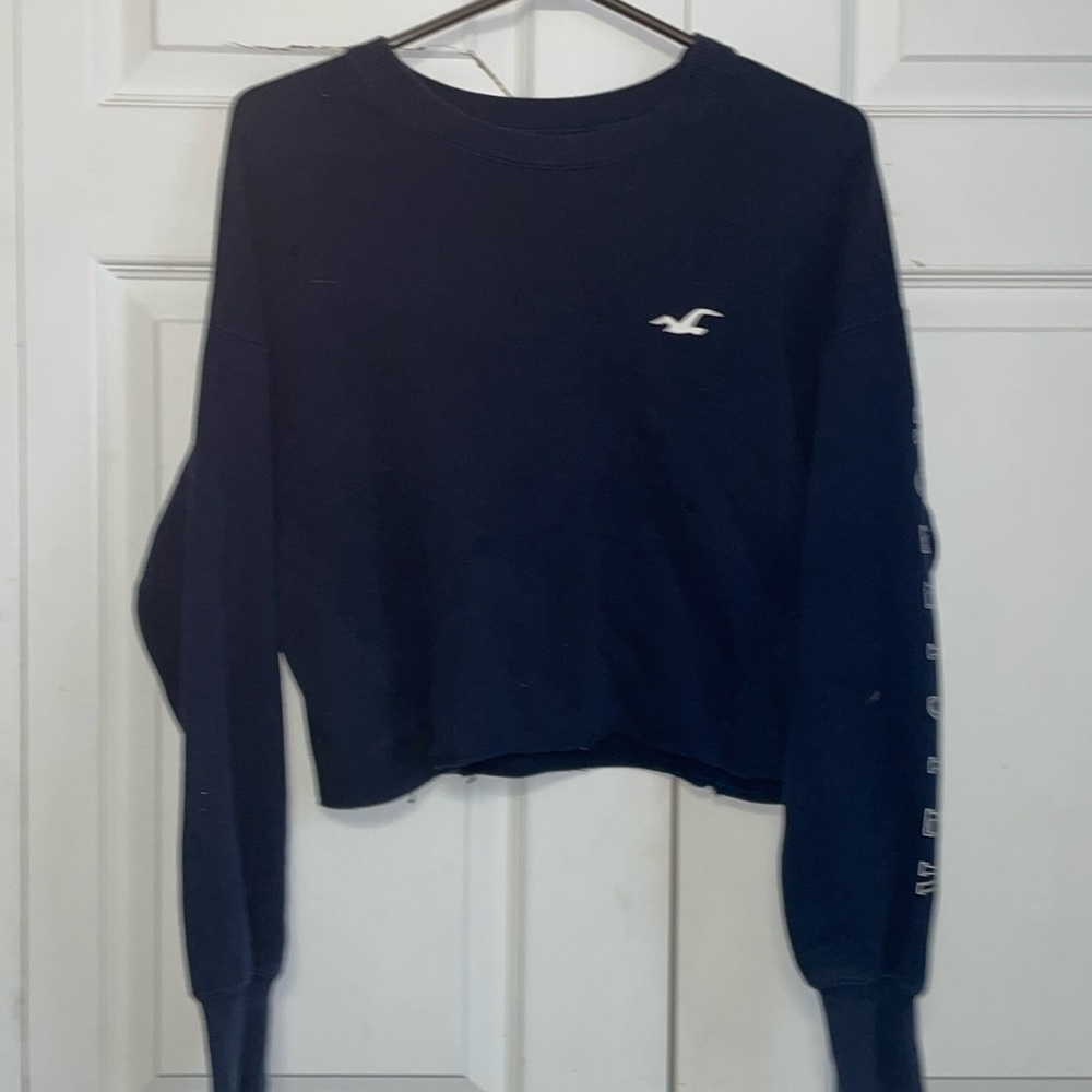 Cropped Navy Hollister Crewneck
